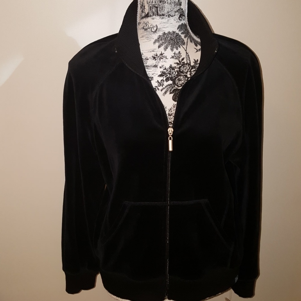 Velour black jacket.